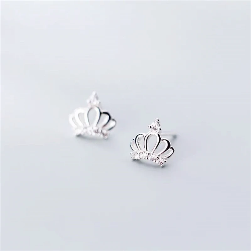 Женские серьги гвоздики из серебра 925 пробы с Королевской