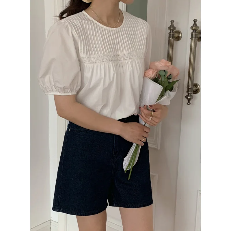 

2021 summer Meral fashion solid color stripe chiffon shirt Korean white round neck bubble sleeve short sleeve T-shirt