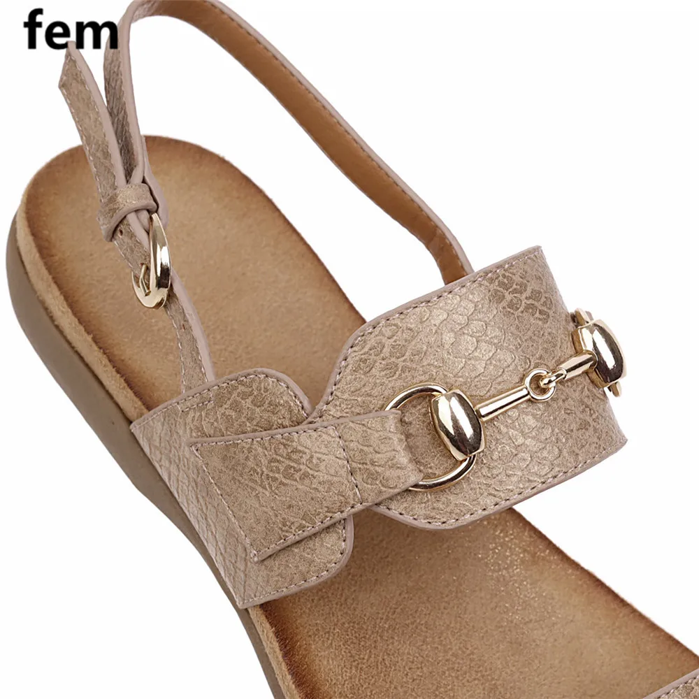 

Fight Sandals Metal Decoration Snake Print Leather Buckle Flats Summer Shoes Women Sandals Open Toe Concise Style Fashion Shoes