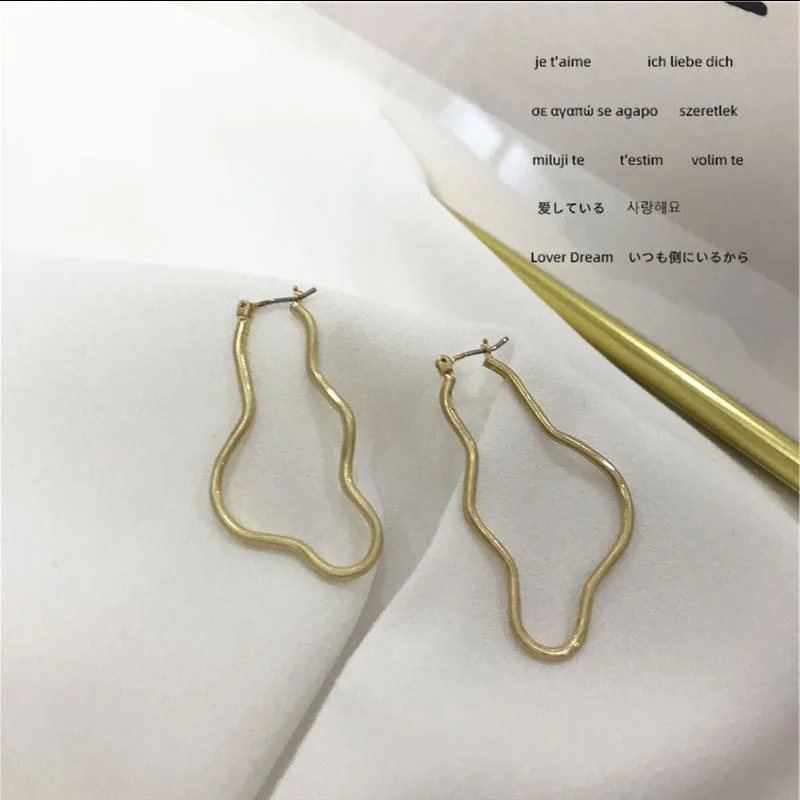 

2020 New Korean Vintage Big Geometric Earrings For Women Gold Silver Color Earrings Handmade Irregular Earrings Fashion Jewelry