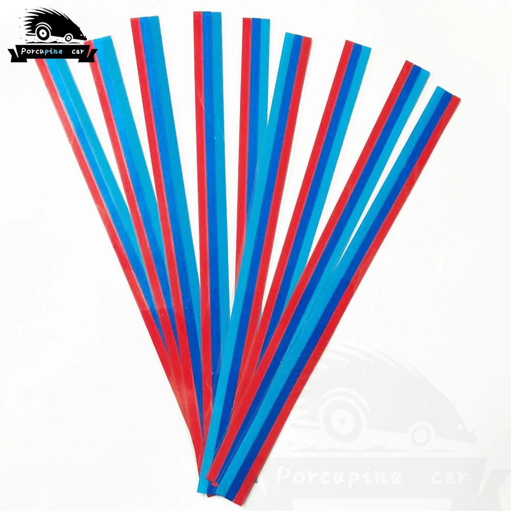 Наклейка на решетку радиатора зеркала заднего вида 4 шт. в спортивную полоску для