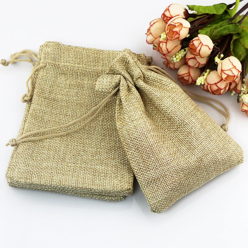 

50pcs/lot Natural Burlap Linen Jute Drawstring Gift Bags Sacks Party Favors Packaging Bag Wedding Candy Gift Bags Party Supplies