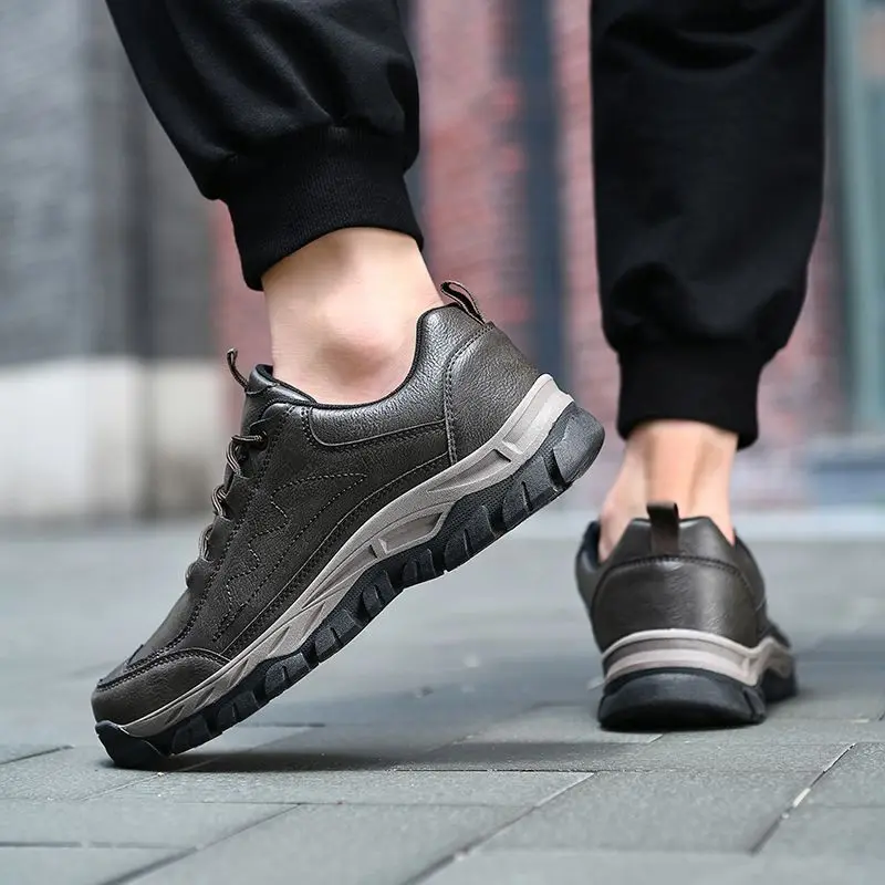 

Мужские зимние водонепроницаемые ботинки на шнуровке, черные, цвета хаки износостойкие ботинки из искусственной кожи с высоким берцем и пл...