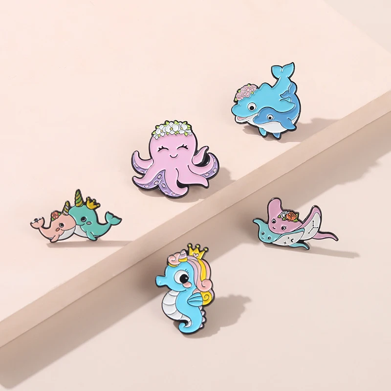 

Marine Animal Brooch Ins Fashion Personality Men And Women Lovely Japanese Pin Anti Light Button Pin Metal Badge Medal