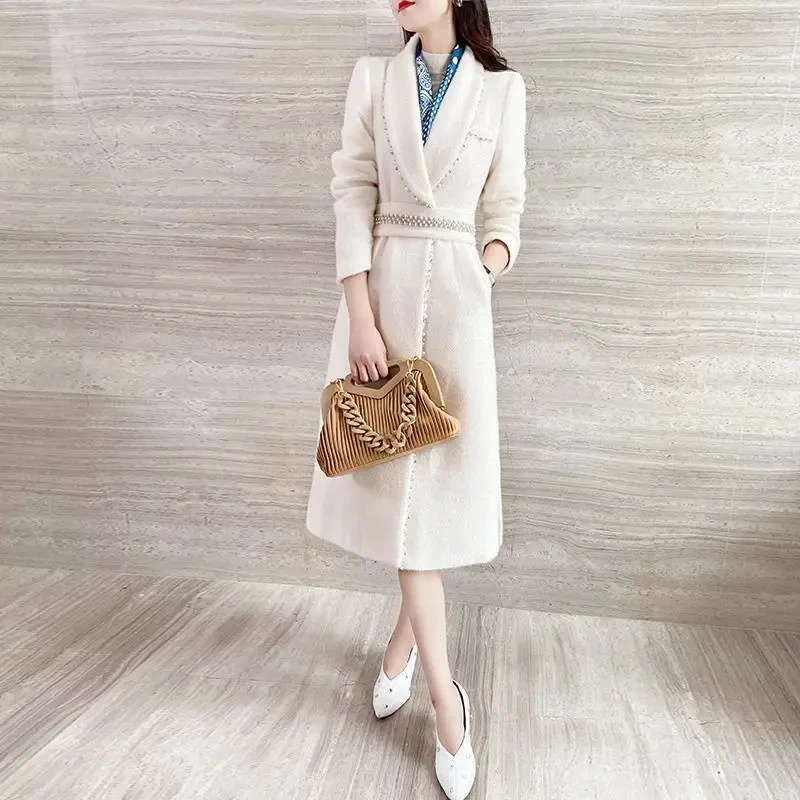 Женская ветровка с воротником-костюмом средней длины кремово-белая Корейская