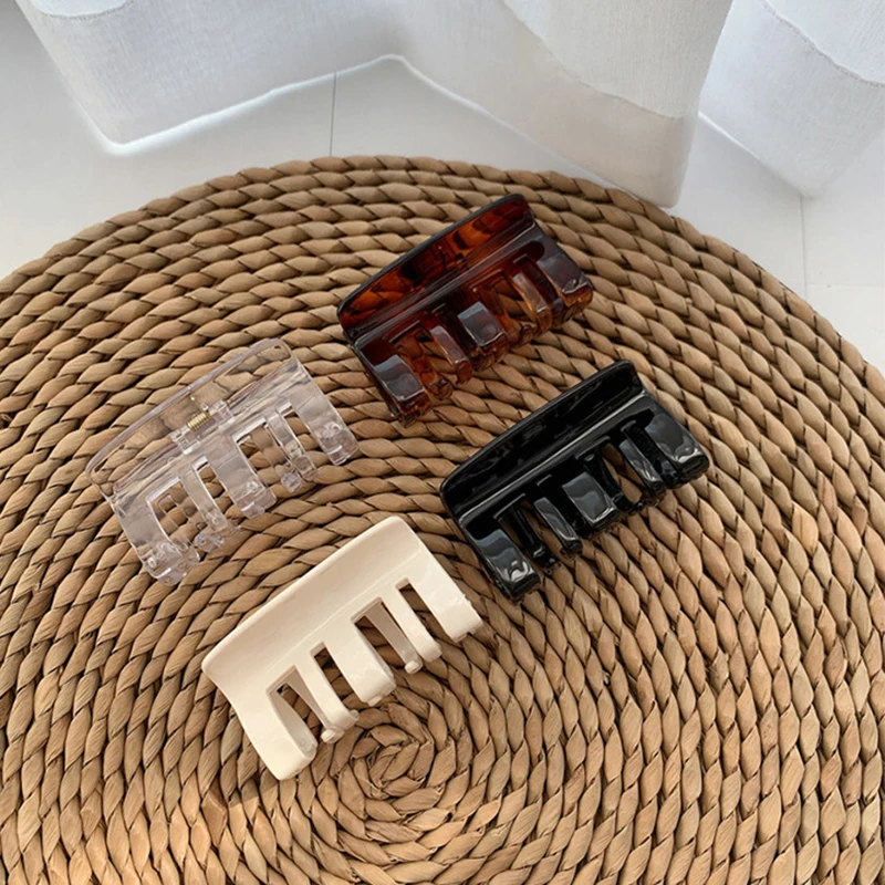 

1 Pcs Korean Women Plastic Coffee Hollow Hair Claws Clips 2020 Acrylic Hair Clamps Shower Grips Ponytail Holder Hair Accessories