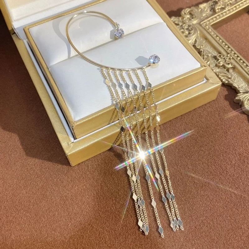 

Позолоченная цепочка во французском стиле, клипса для ушей с кисточкой, изысканные роскошные клипсы для ушей, серьги-каффы, циркониевые под...