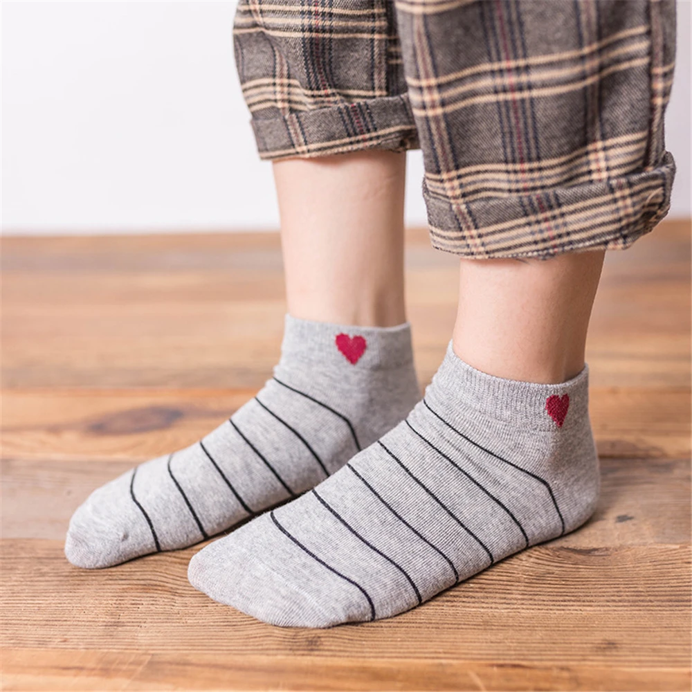 Женские полосатые носки в стиле ретро с красным сердечком Хлопковые