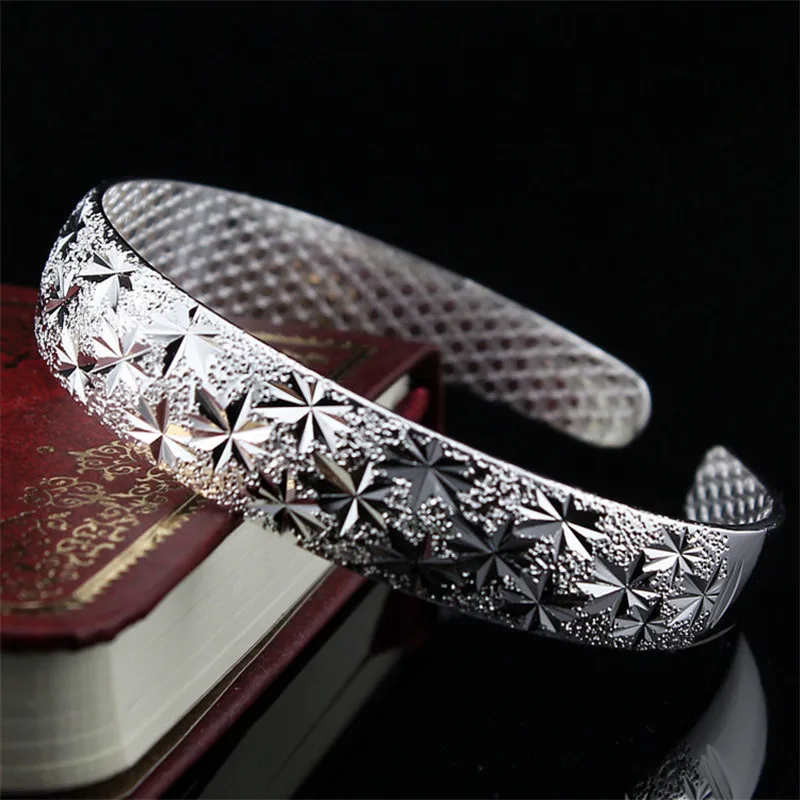 

Dainty Female Sky Full Of Stars Jewelry Charm Silver Color Open Bracelets For Women Luxury Bride Wedding Valentines Day Gift