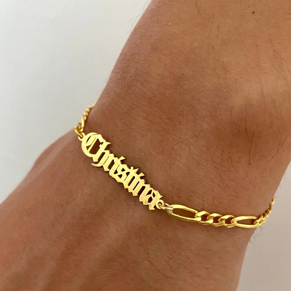 

Custom Old English Name for Men Nameplate Figaro Chain Bracelet Personalized Stainless Steel Bracelet for Christmas Gift