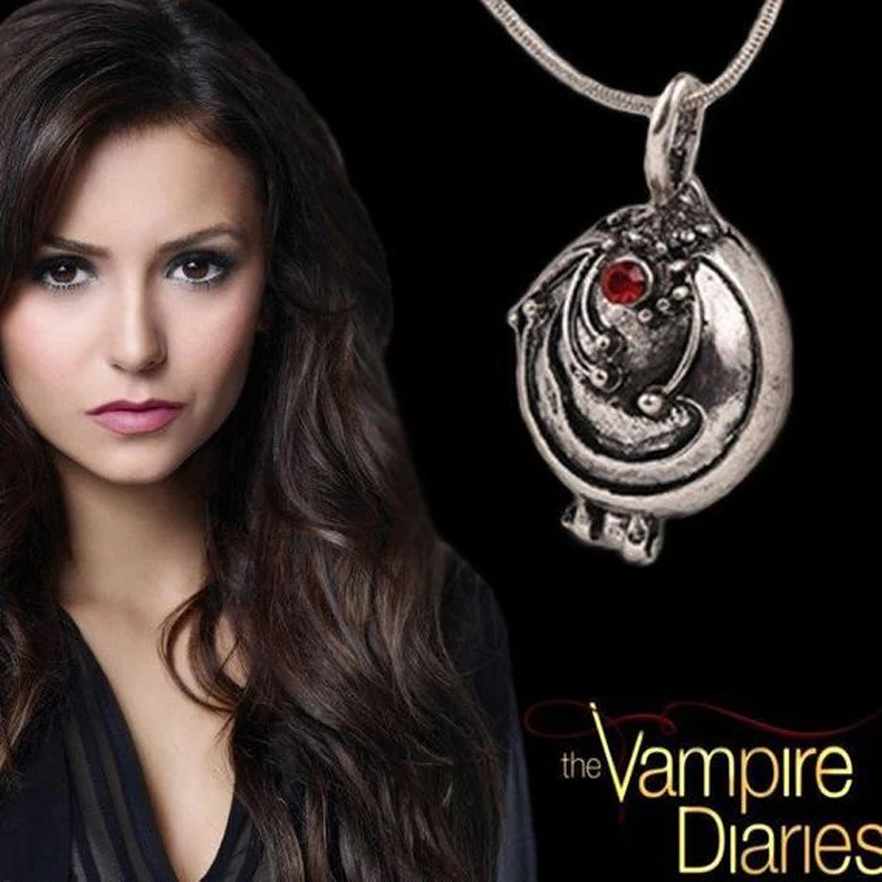 

Enamel Pendant Keychain Retro Vampire Theme Keyrings The Vampire Diary Elena Gilbert Key Chain Verne Prairie Keychains