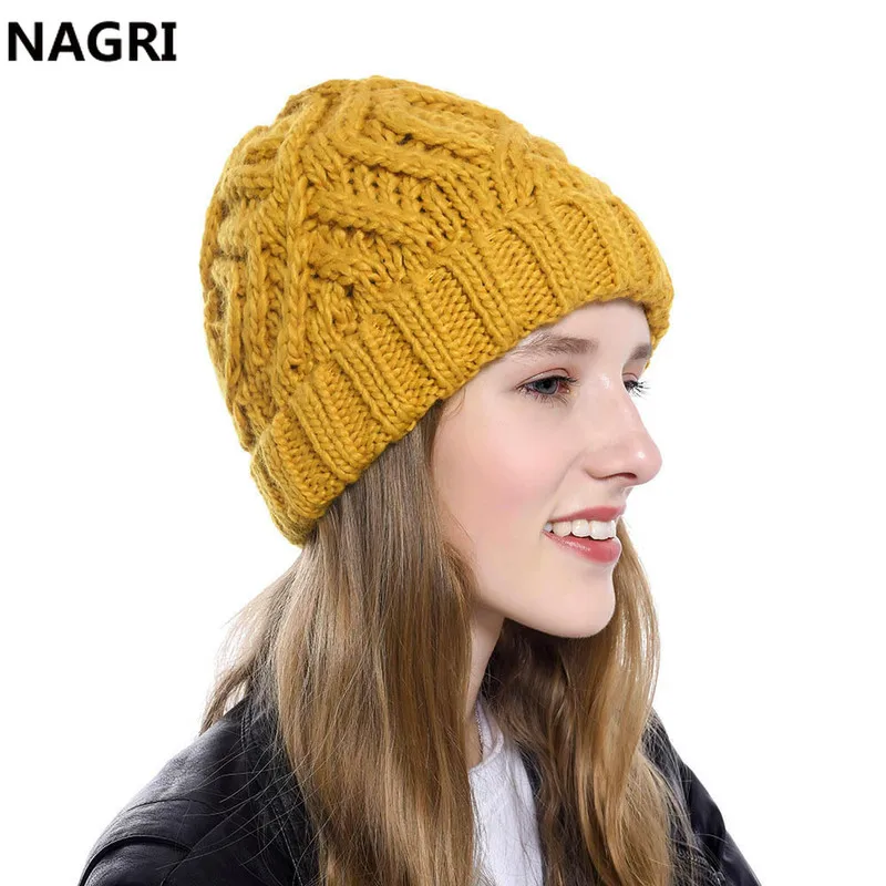 Женские зимние вязаные шапочки Skullies шапки 2019 однотонные мягкие шерстяные грубые