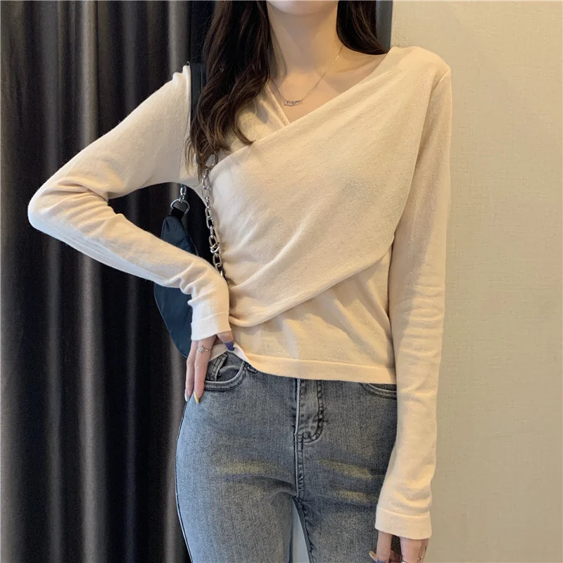 

Irregular V-neck Knitwear Women's Autumn Clothing 2021 New Bottoming Sweater Design Sense Cross Long Sleeves Top Kio