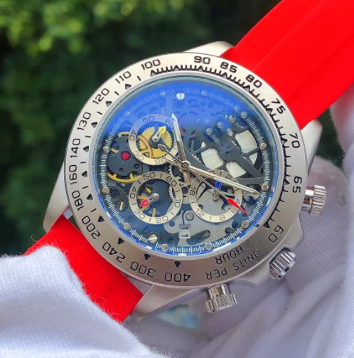 

Luxury quartz watch