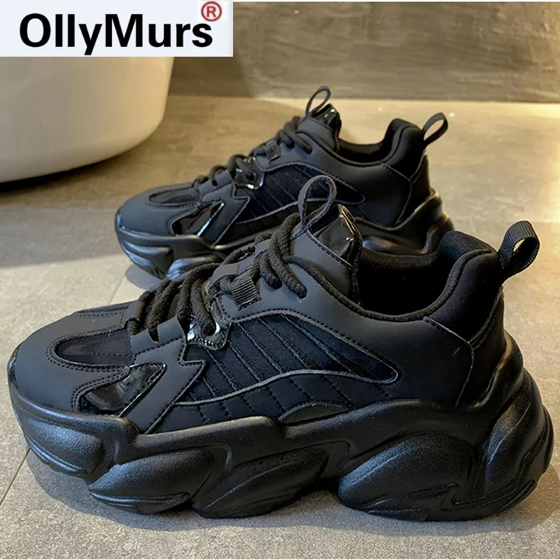 

Женские кроссовки со шнуровкой, черные или белые повседневные кожаные дышащие плюшевые кроссовки на массивной платформе, универсальные зи...