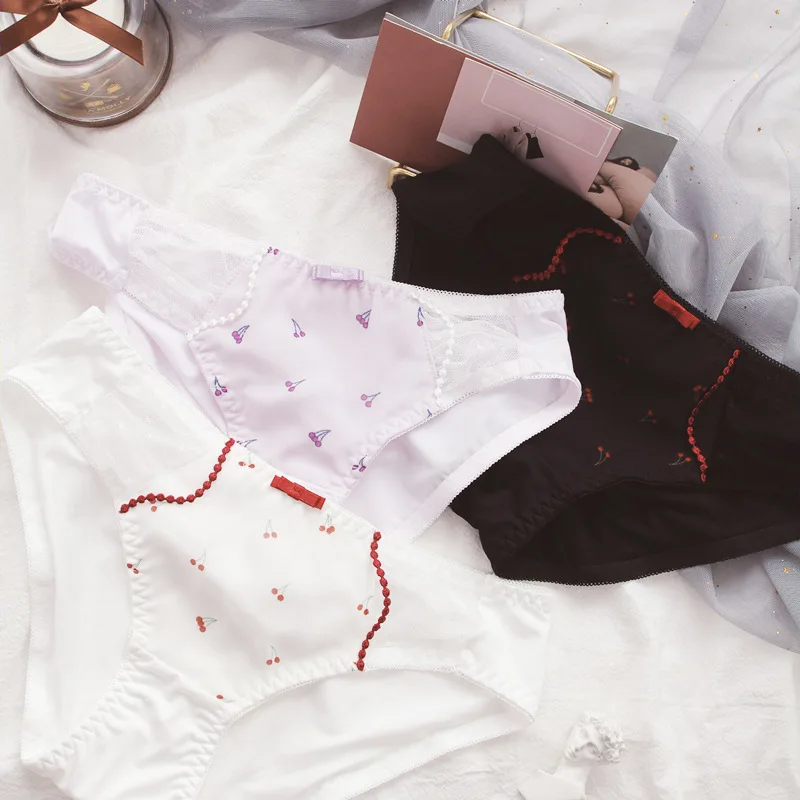 Женские трусики с вишневым узором SP & CITY кружевные бесшовные из молочного шелка