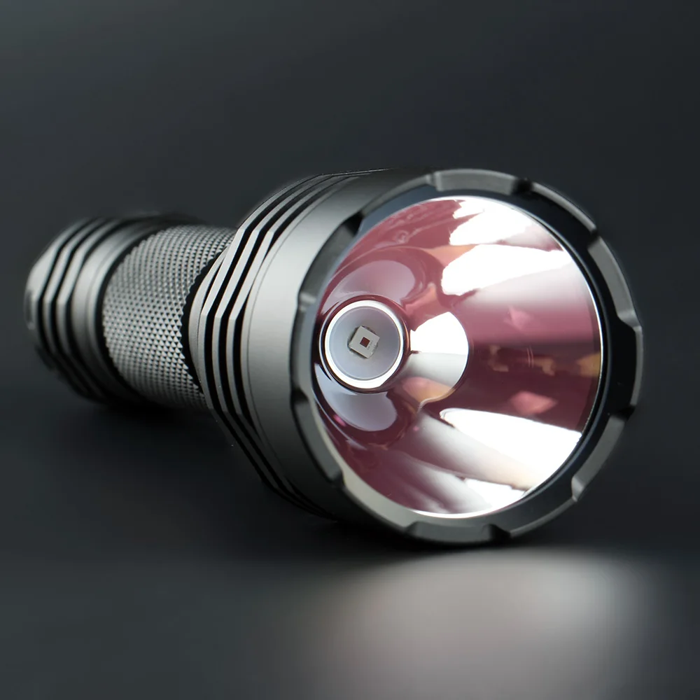 

Convoy C8+ with KR CSLNM1.23 red light,18650 flashlight
