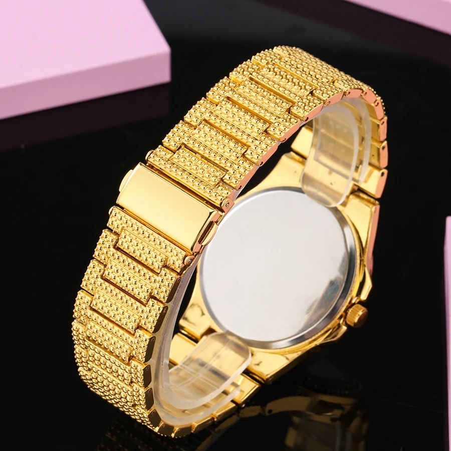 

Men's Full Rhinestone Square Dial Crystal Watch Auto Calendar Display Quartz Watch Full Stainless Steel Belt Watch Luxury reloj