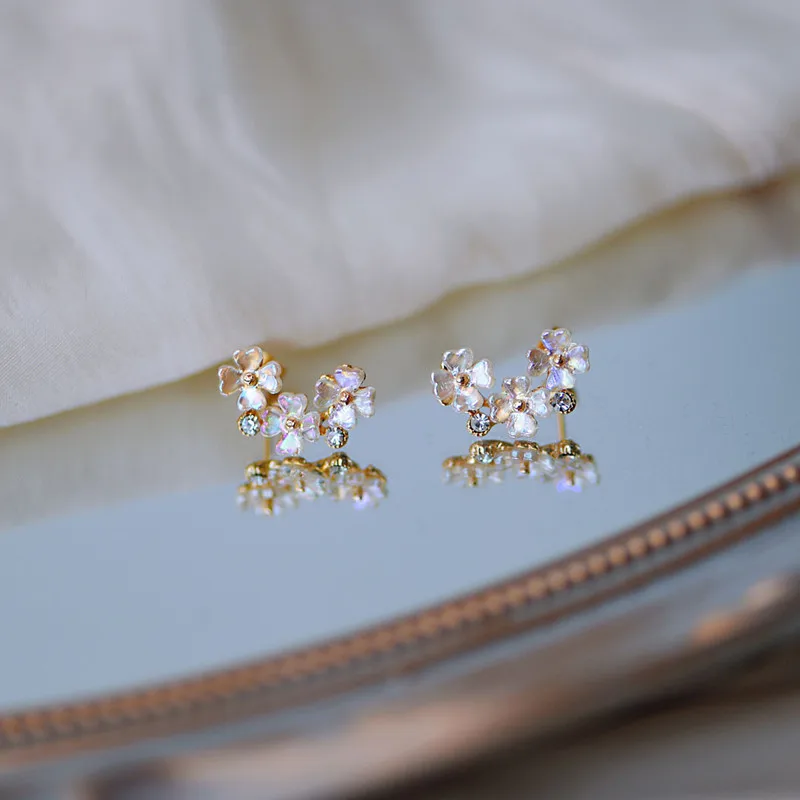 

New Symphony Shell Flower Japanese Sweet Simple S925 Silver Needle Stud Earrings