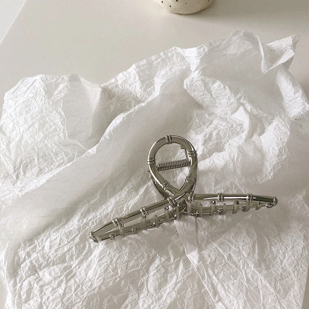 

Women Girls Geometric Hair Claw Clamps Hair Crab Moon Shape Hair Clip Claws Solid Color Accessories Hairpin