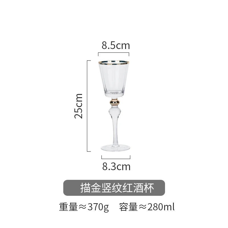 

Kitchen,Dining & Bar