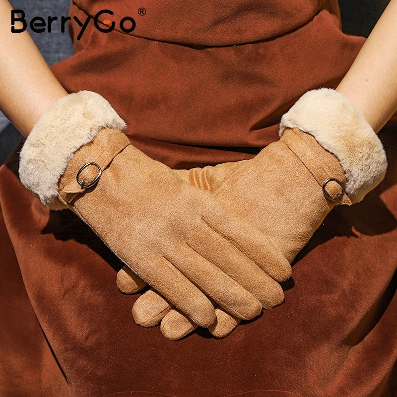 Женские зимние перчатки BerryGo толстые для вождения ветрозащитные из замши теплые