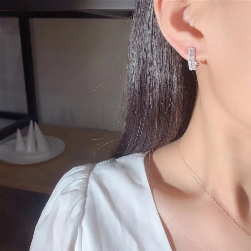 Ювелирные изделия 18 k золотые бриллиантовые серьги 0.5CT для женщин