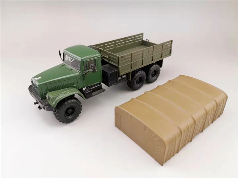 Модель внедорожника из сплава Классическая модель 1:43 для России автомобиля