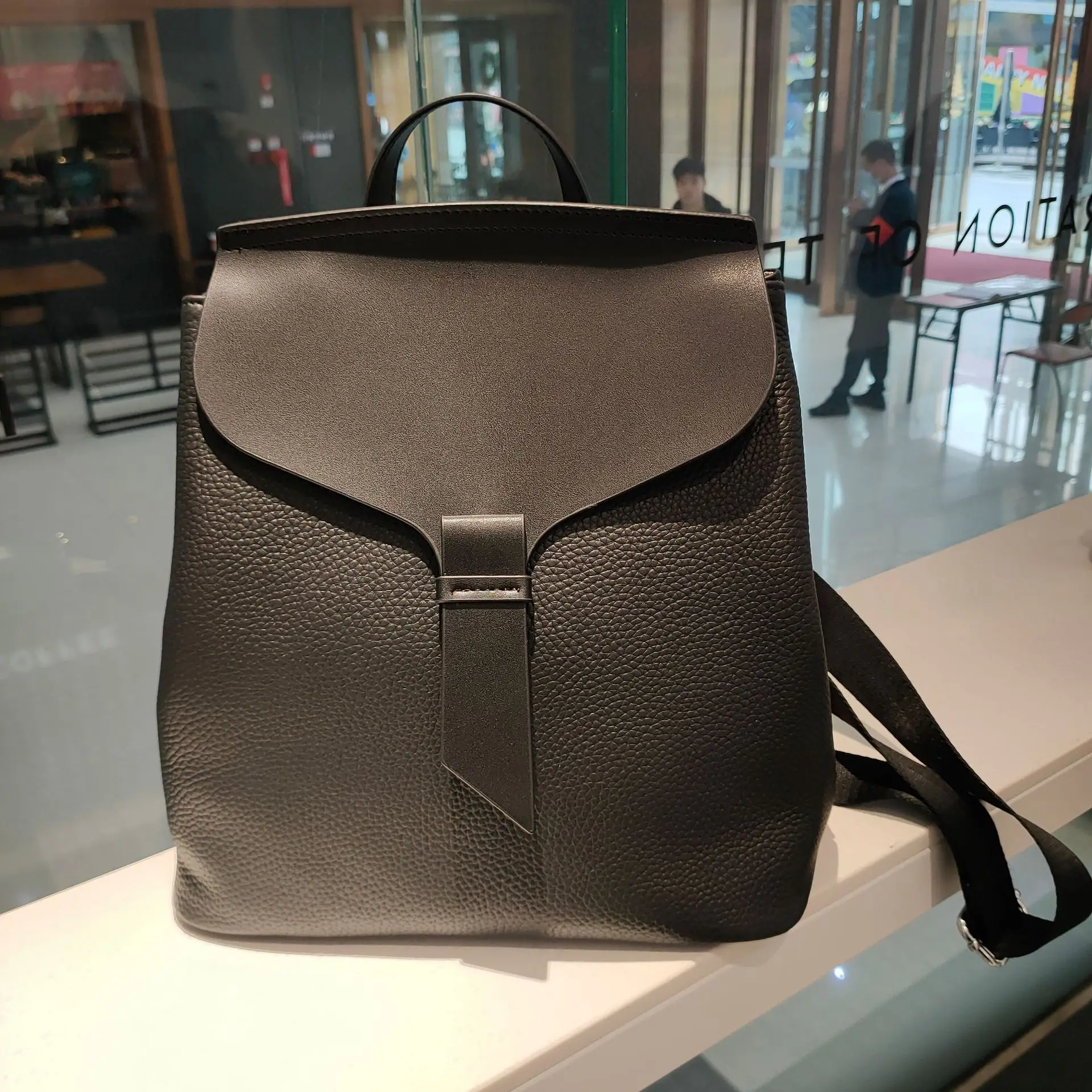New 2021 Soft Genuine Leather Backpack Simple Casual Large Capacity Women's Knapsack Travel Outdoor Female Rucksack Shoulder Bag