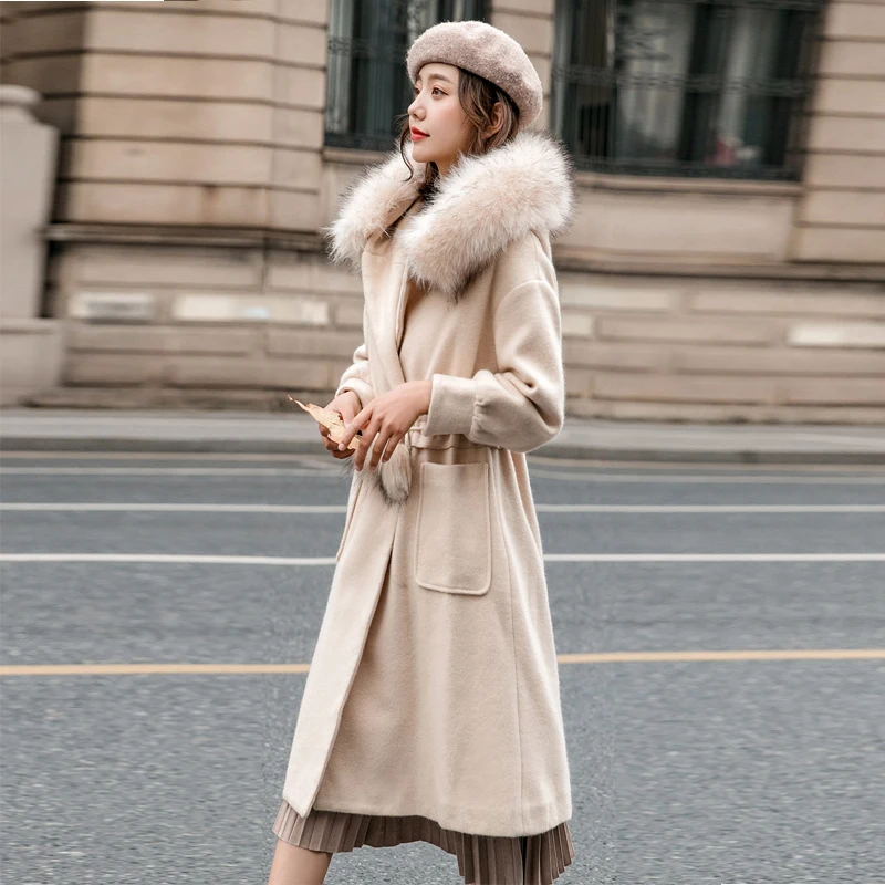 

New Solid Mid-Length Single-Breasted Cashmere Coat Hat Detachable Adjustable Waist Slim Elegant Winter 2020 Woolen Coat Women