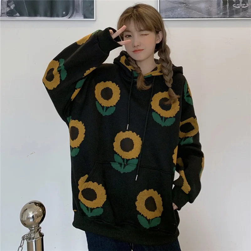 

2020 autumn and winter new small daisy sweater plus velvet female tide ins jacket female version loose student jacket hooded