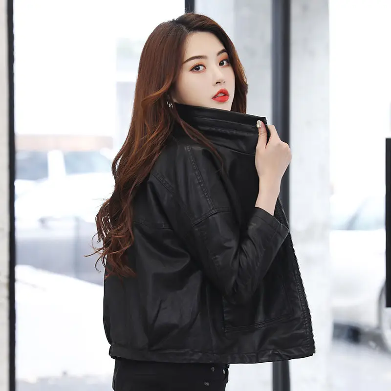 

Женская короткая куртка из искусственной кожи, с воротником-стойкой