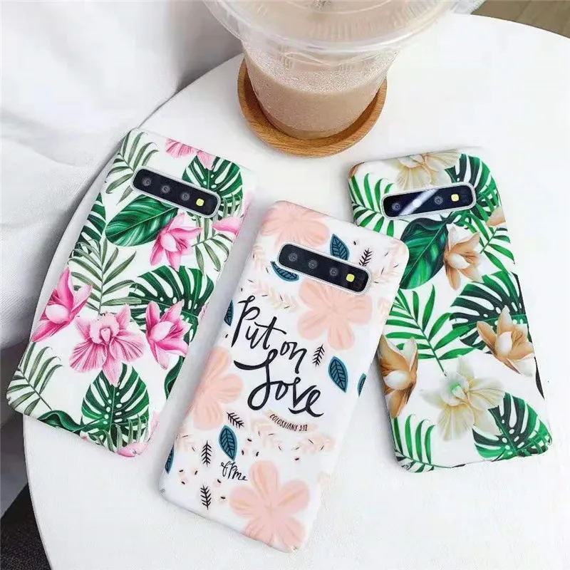 Защитный чехол для телефона A7 2018 серебристый с тиснением Samsung S10Plus девочки