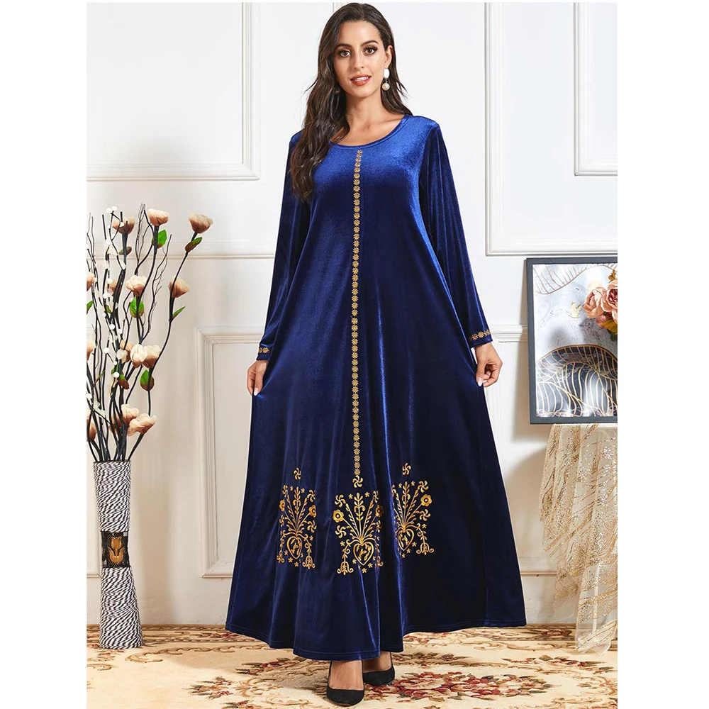 

Plus Size Women Abaya Thick Velvet Maxi Dress Muslim Embroidery Jilbab Dubai Kaftan Warm Caftan Long Party Gown Islamic Clothing