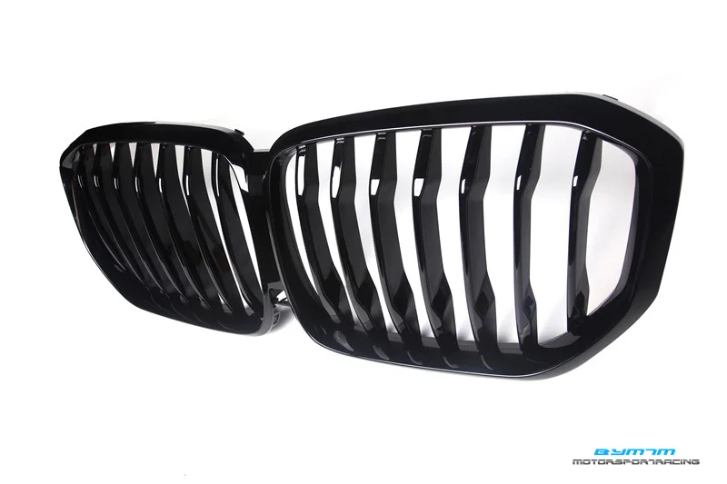 Однолинейная стильная яркая черная решетка для переднего бампера BMW X5 G05 |