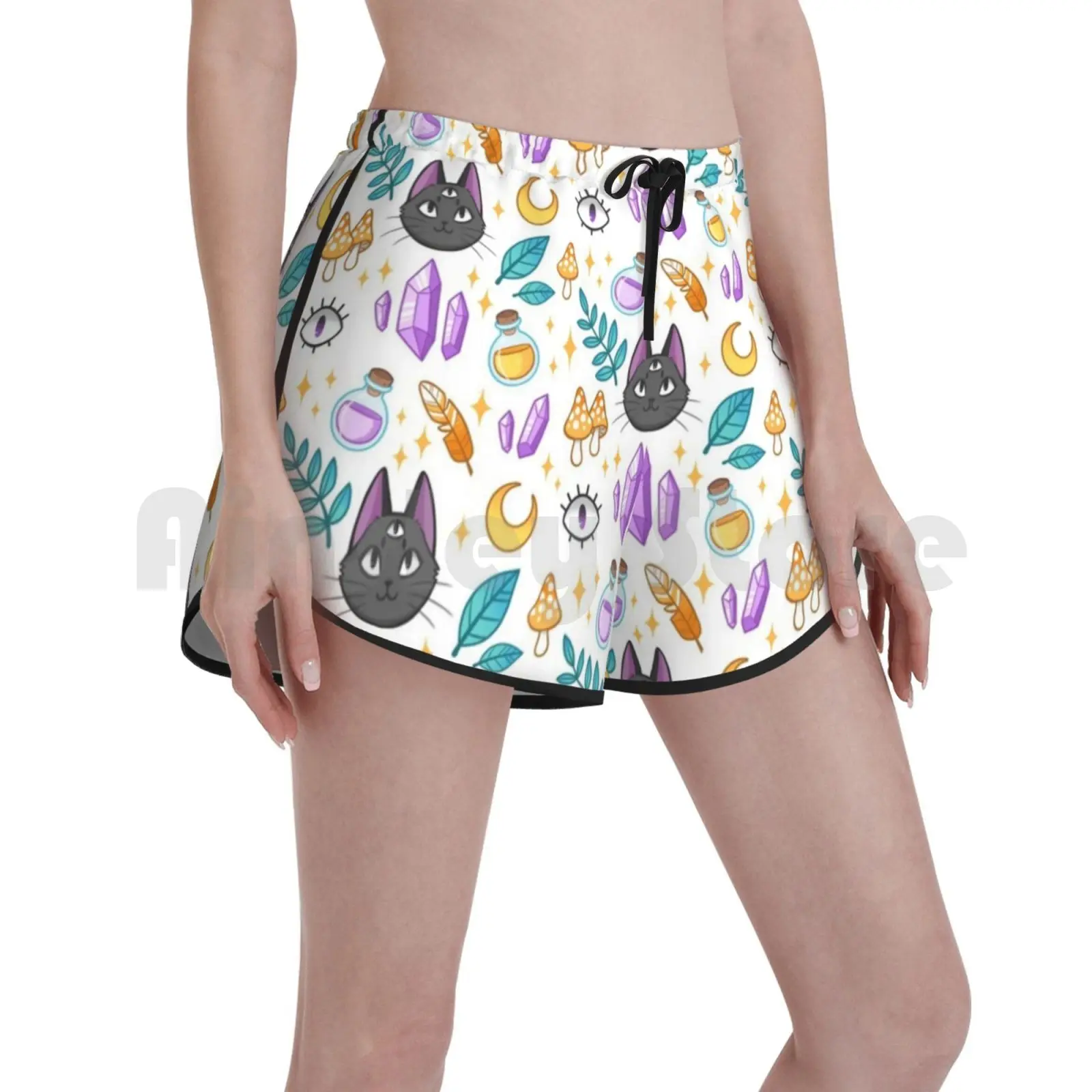

Женские пляжные шорты для плавания Witchy Cat, пляжные шорты ведьмы, ведьма, кот, луна, полумесяц, кристалл, грибы, звезды, жуткий знакомый глаз