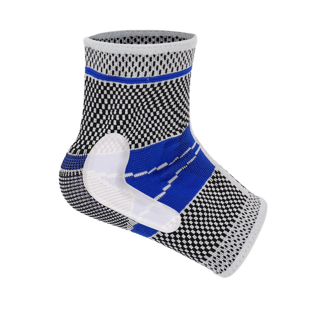 

Sportswear & Accessories