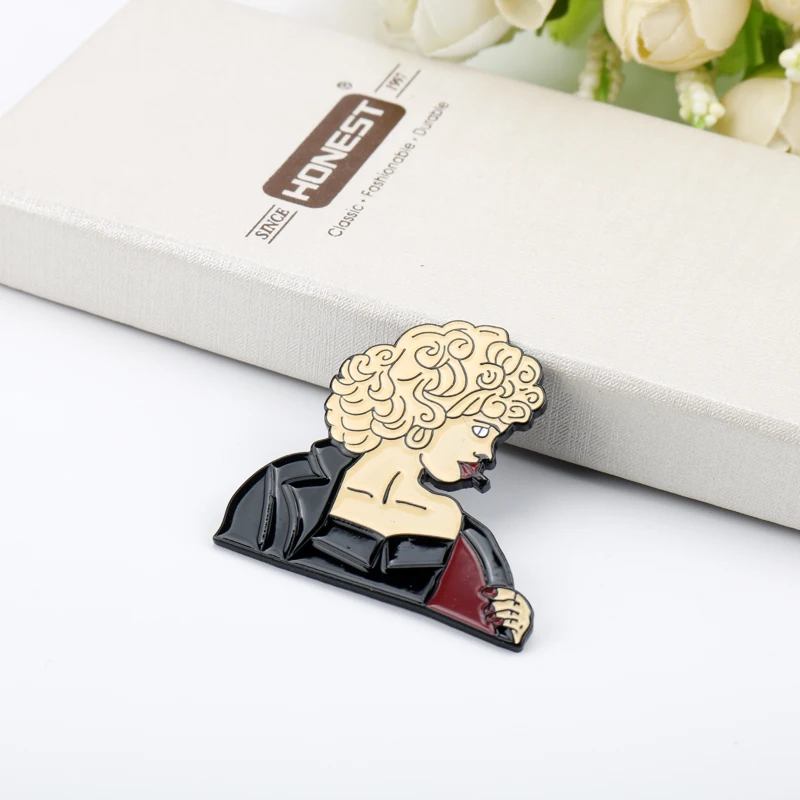 Эмалированная заколка песчаный Дэнни король и королева Покер любовь мультфильм