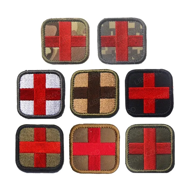 Embroidered Patches MEDIC Skull Tactical Military PARAMEDIC Decorative Reflective Medical Cross Embroidery Badges 3