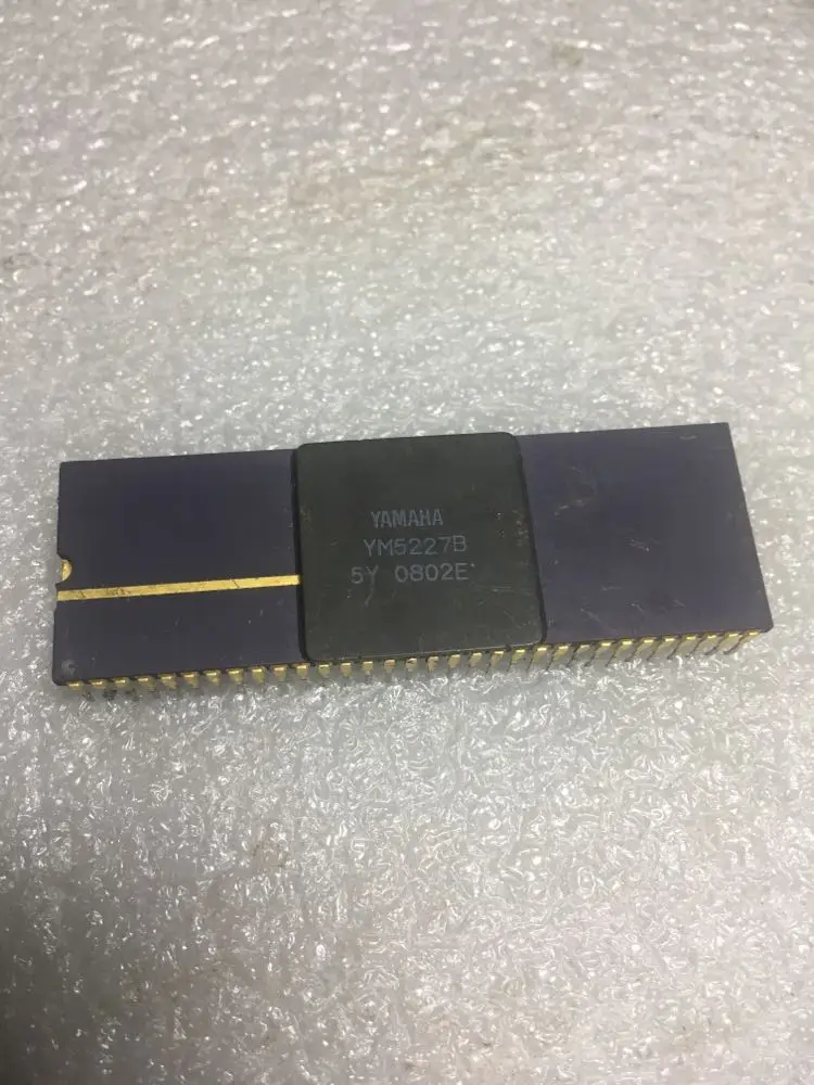 Оригинальные импортные A80860XP50 AM29050TM-40GC YM5227B MC68010RC10 TM5600-17 A80386DX-20 Характеристическая