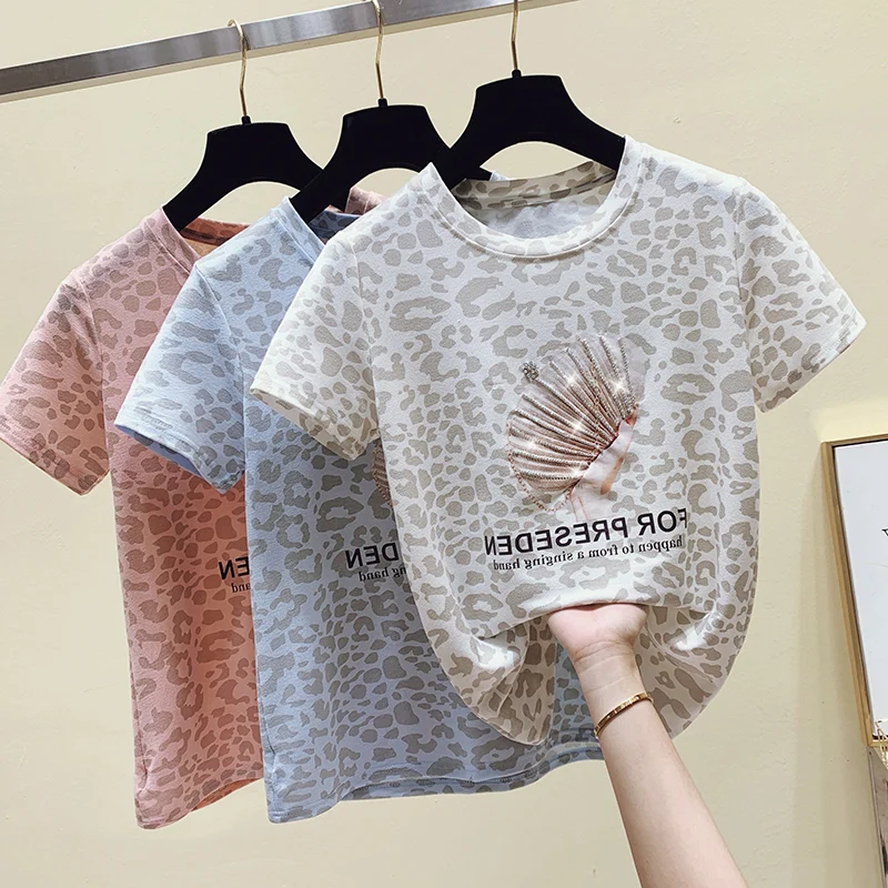 

2021 O Neck Short Sleeve Casual Tees Leopard Print Diamonds Bag Pattern Ice Silk Thin Knitted Tops Summer Women Freeshipping