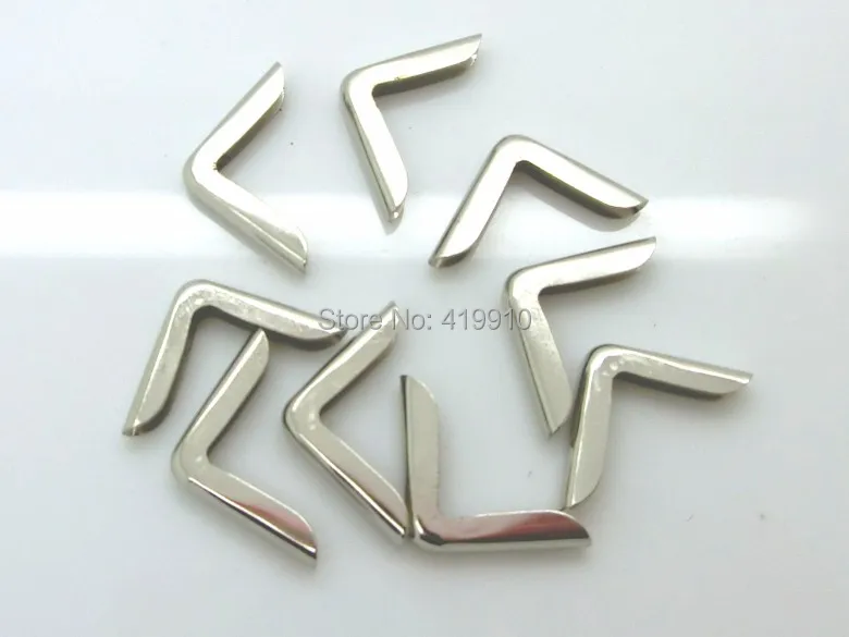 Shipping-200PCs Серебряный тон книга Скрапбукинг Альбомы меню папки Угловые протекторы(подходит 3 мм толщиной) 21x15 мм J1701