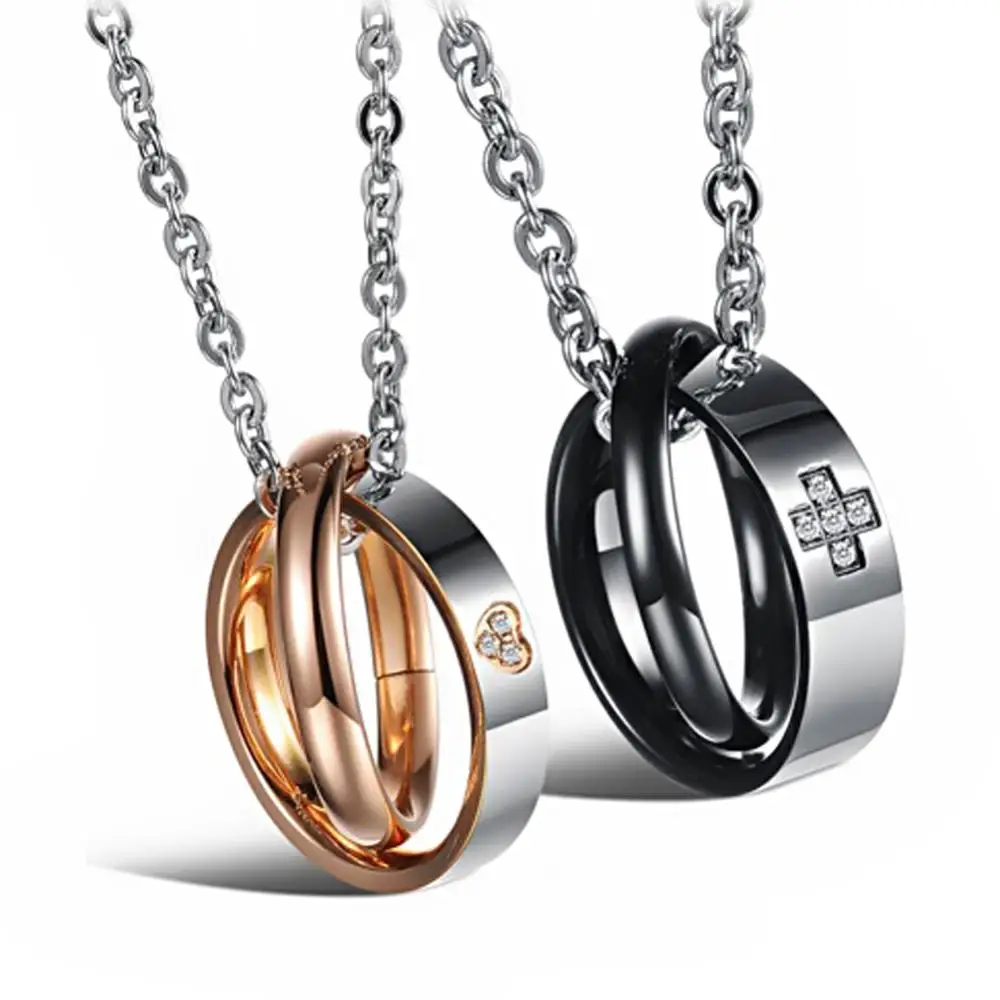Модный корейский кулон Цепочки и ожерелья с лазерной гравировки I Love You Matching Hearts CZ Кристалл Комплект ожерелий для пар 316L Нержавеющая сталь 1 пара