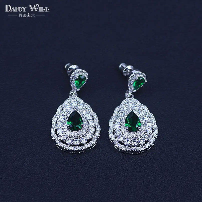 Набор ювелирных изделий из 3-х предметов серебристого цвета с зелеными кубическими циркониями: серьги в форме капли, ожерелье и кольцо для женщин T73.