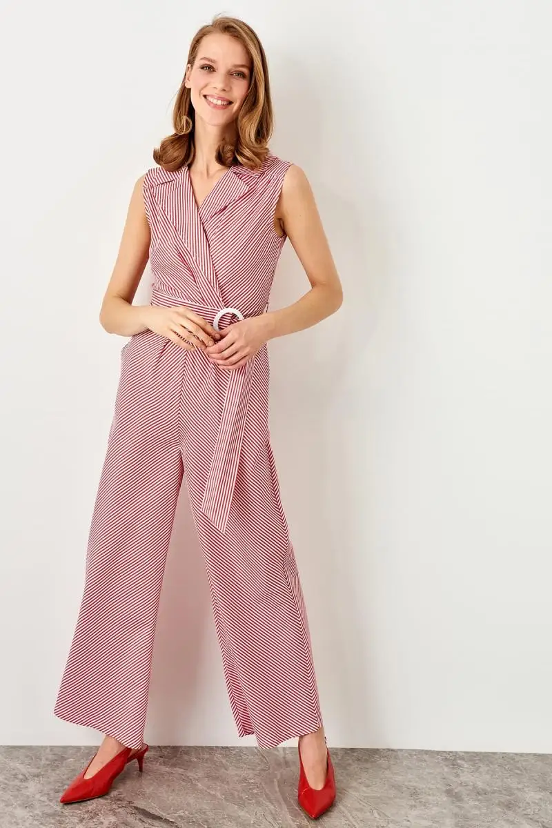 Trendyol комбинезон с красным воротником TWOSS19BY0061| |