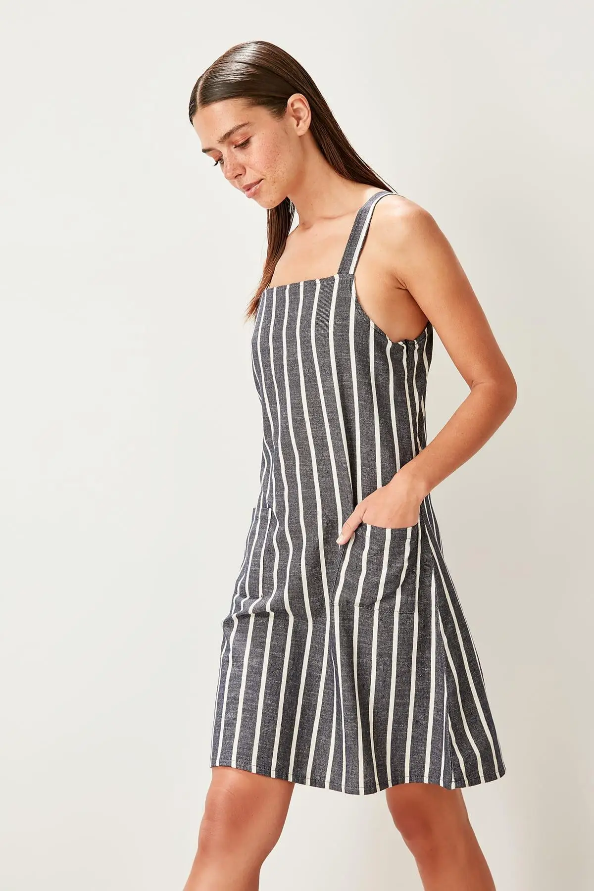 Платье в полоску цвета индиго Trendyol TWOSS19RD0002|Женские платья| |