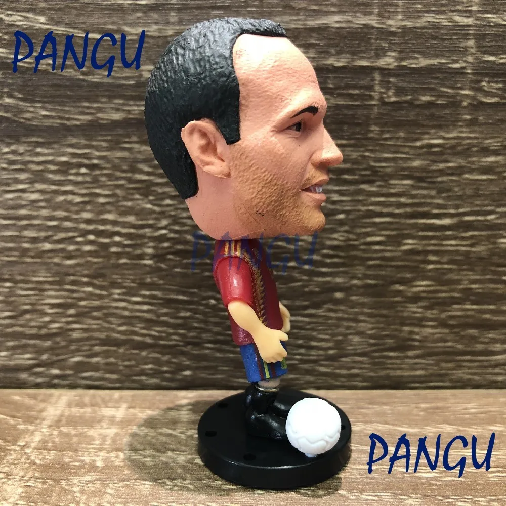 Фигурки кукол Soccerwe спортивные звезды Iniesta #6 2018 подвижные швы Смола Модель игрушки