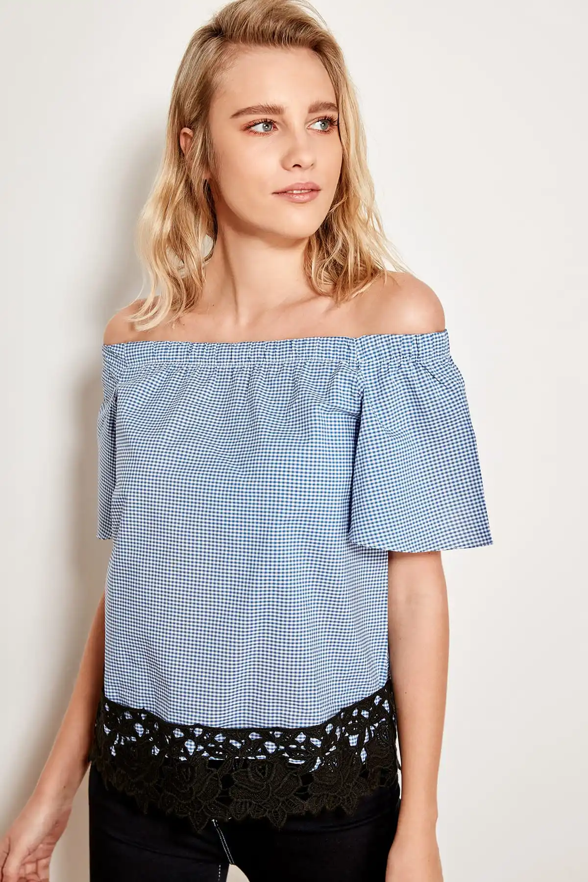 Trendyol Blue Lace Detail Blouse TWOSS19WO0010 | Женская одежда