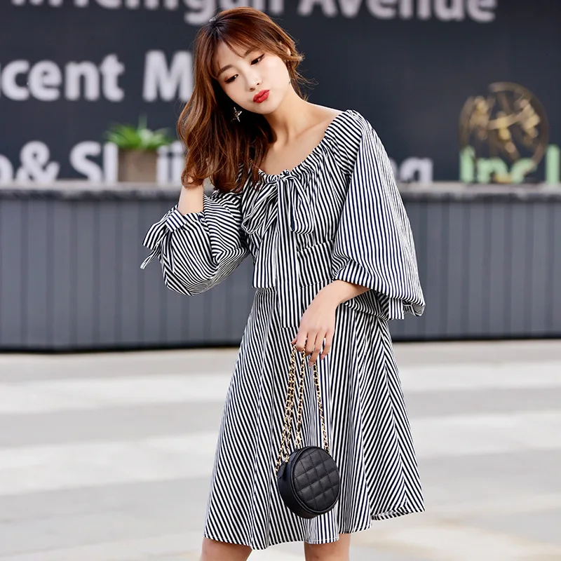 [EWQ] 2019 summer new Korean style Stripe Lantern Sleeve Slash neck off Shoulder strap loose Ladies clothing women dress QG96901 |