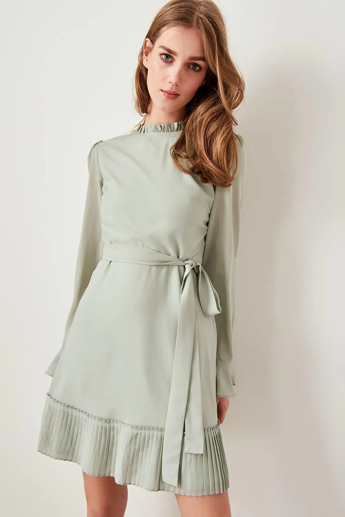 Trendyol Мятное платье с поясом Piliseli TWOSS19LJ0114|Женские платья| |